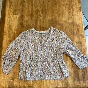 Madewell silk floral blouse. Women 14. Cream/blue/pink
